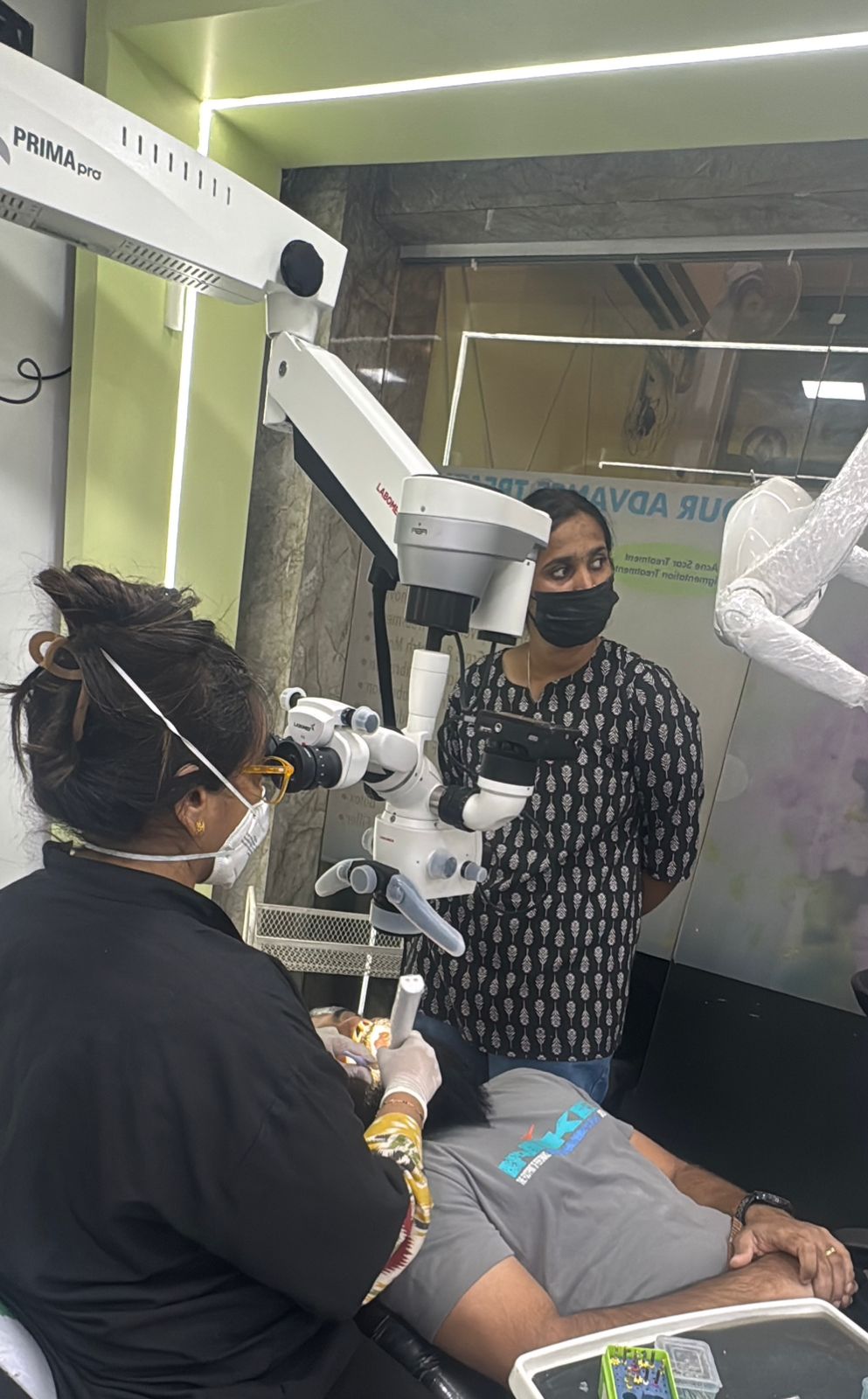 Dr. Neelam Jaiswal treating a patient at Smile Time Dental Clinic in Kharadi Pune