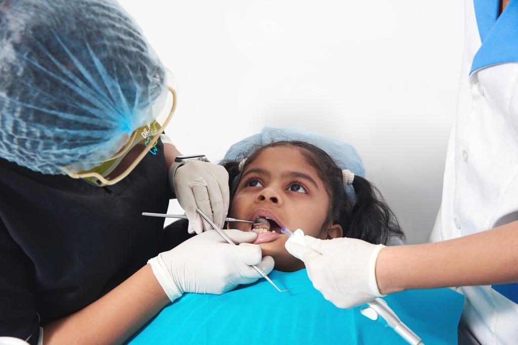 Root canal treatment in Amanora Park down